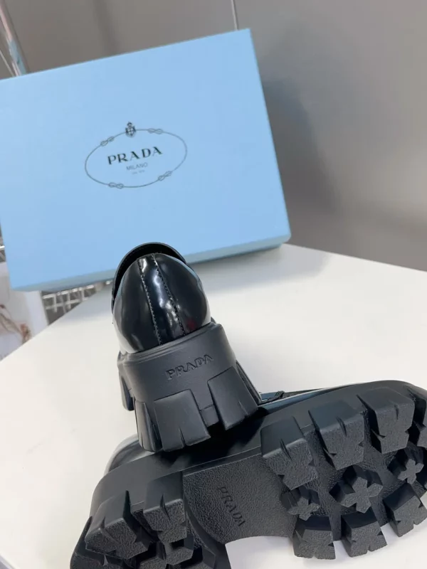 Prada shoes - Replica shoes