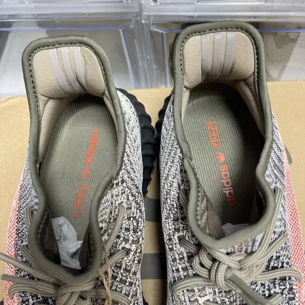 Yeezy shoes - Replica shoes