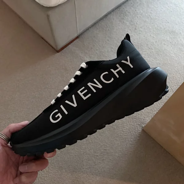 Givenchy shoes - rep shoes