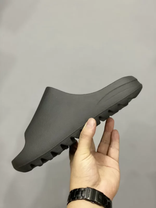 Yeezy shoes - rep shoes