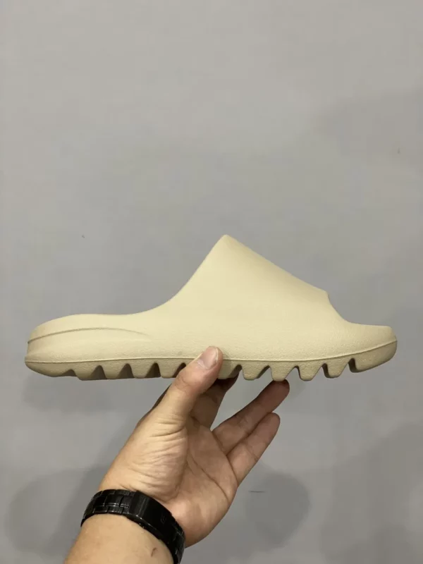 Yeezy shoes - rep shoes