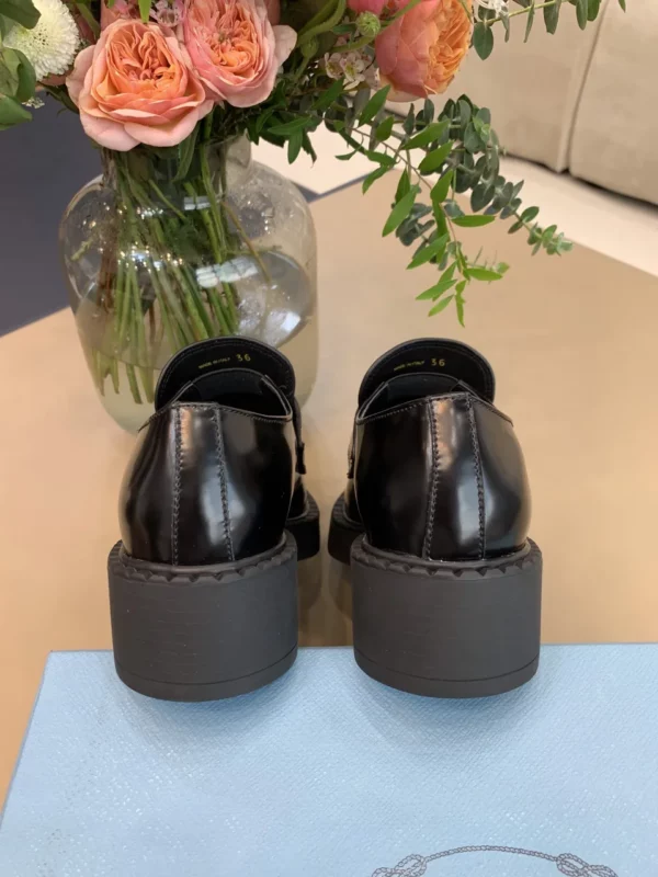 Prada shoes - Replica shoes