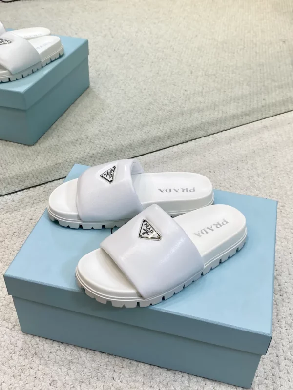 Prada shoes - Replica shoes