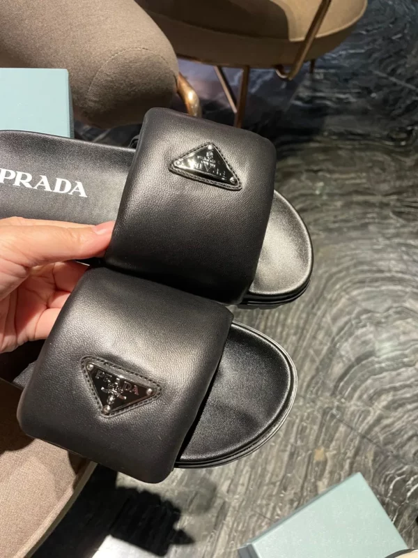 Prada shoes - Replica shoes