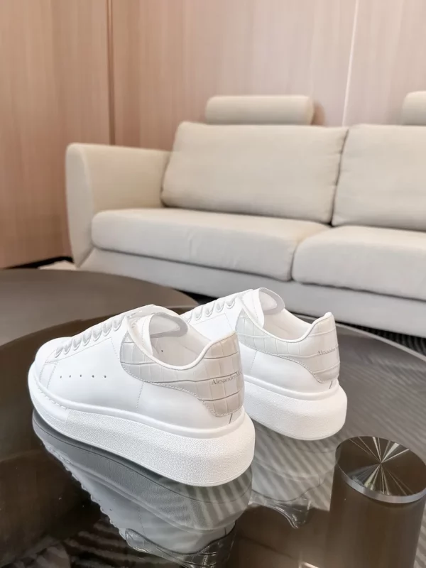 Alexander MCQueen shoes - Reps shoes