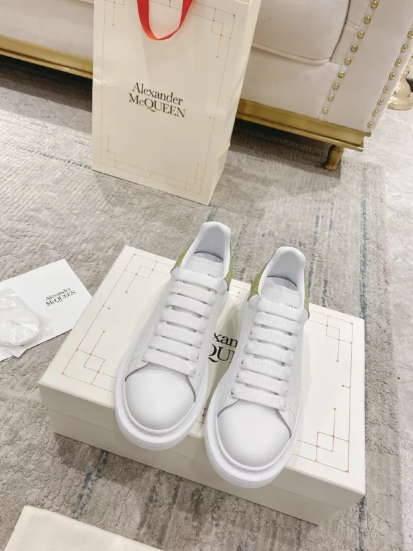 Alexander MCQueen shoes - Replica shoes