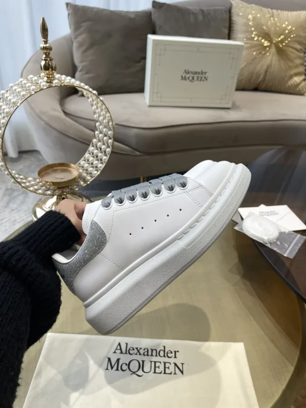 Alexander MCQueen shoes - Reps shoes