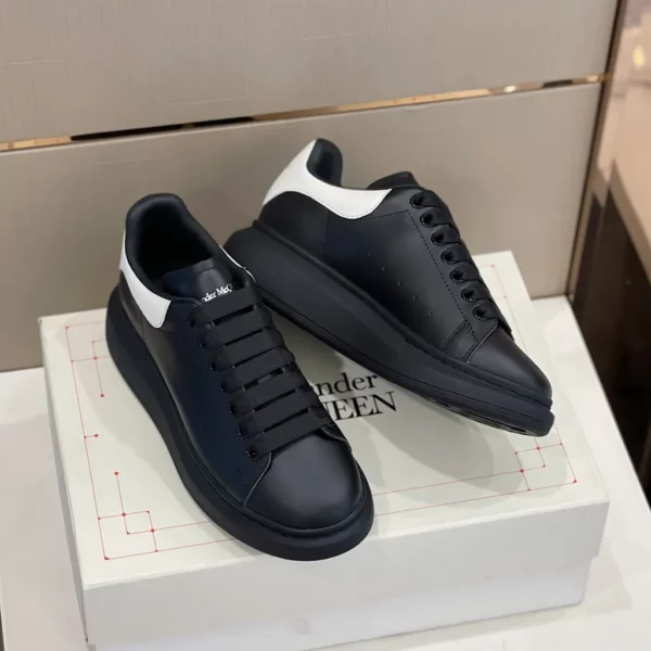 Alexander MCQueen shoes - rep shoes