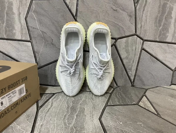 Yeezy shoes - rep shoes