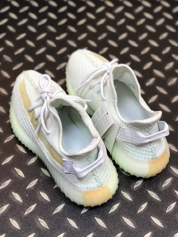 Yeezy shoes - Reps shoes