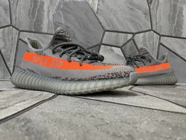 Yeezy shoes - Replica shoes