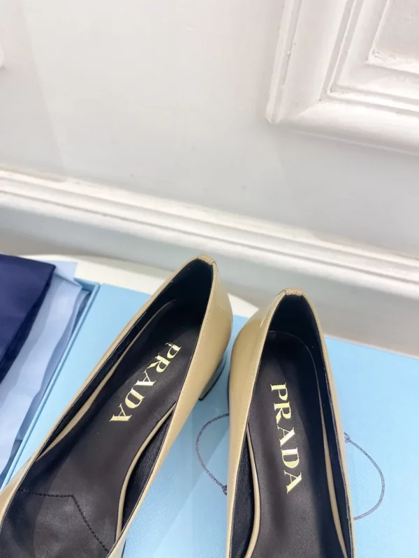 Prada shoes - Replica shoes