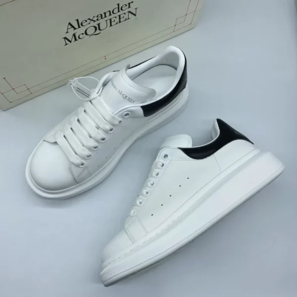 Alexander MCQueen shoes - rep shoes