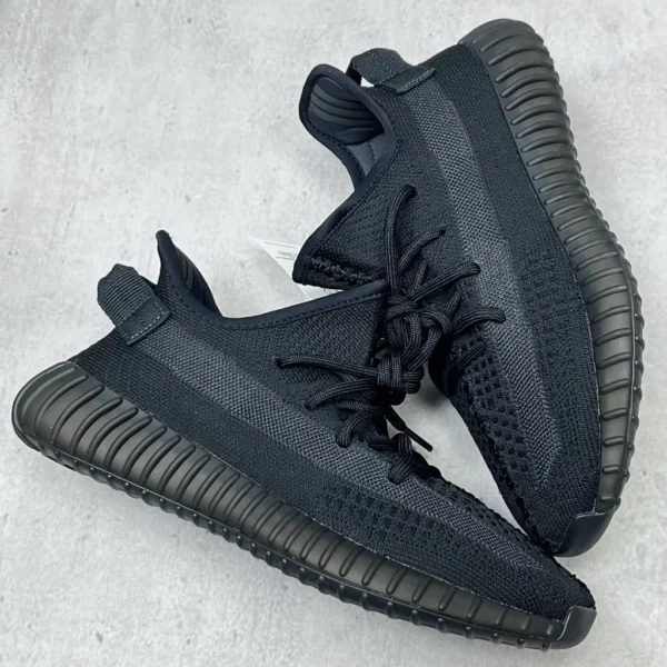 Yeezy shoes - Reps shoes