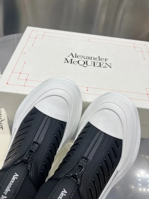 Alexander MCQueen shoes - Replica shoes