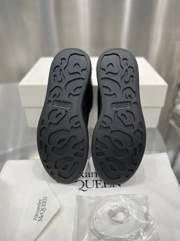 Alexander MCQueen shoes - rep shoes