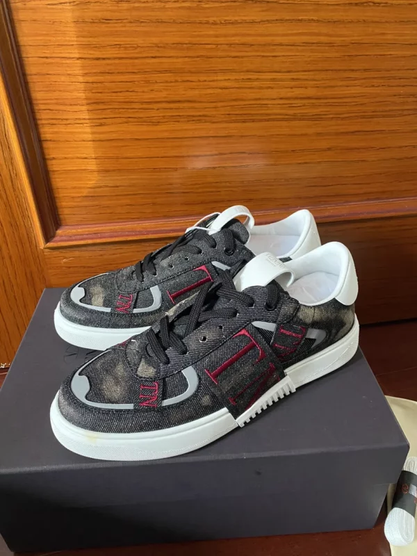 Valentino shoes - Reps shoes