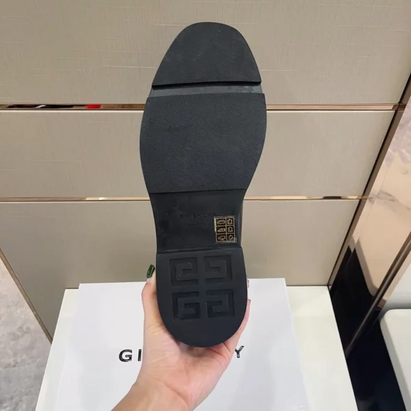 Givenchy shoes - rep shoes