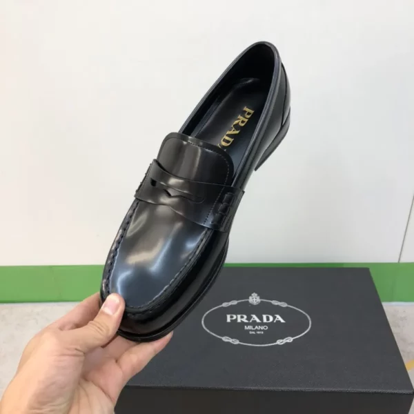 Prada shoes - Replica shoes