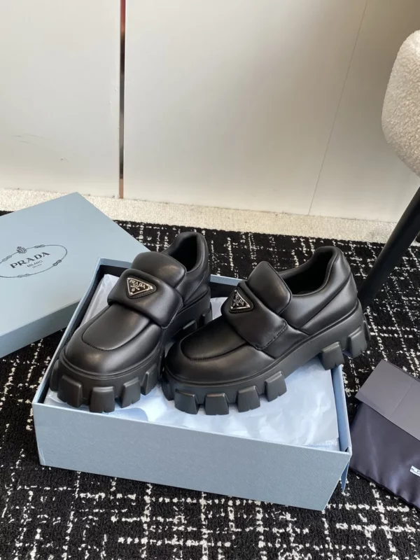 Prada shoes - Replica shoes