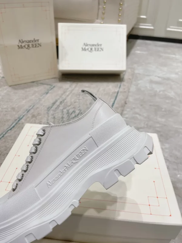 Alexander MCQueen shoes - rep shoes