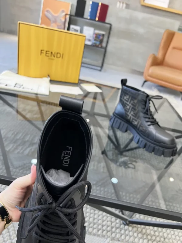 Fendi shoes - Replica shoes