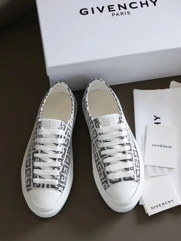 Givenchy shoes - Reps shoes