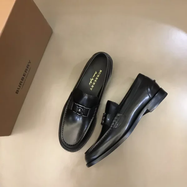 Burberry shoes - rep shoes