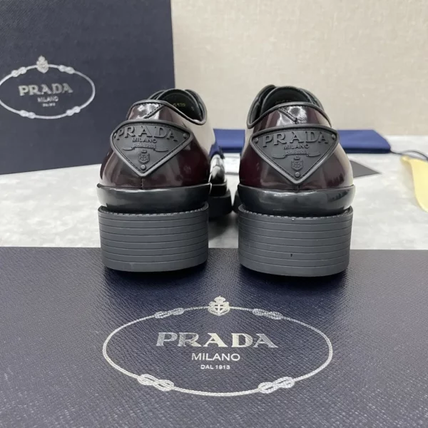 Prada shoes - Replica shoes