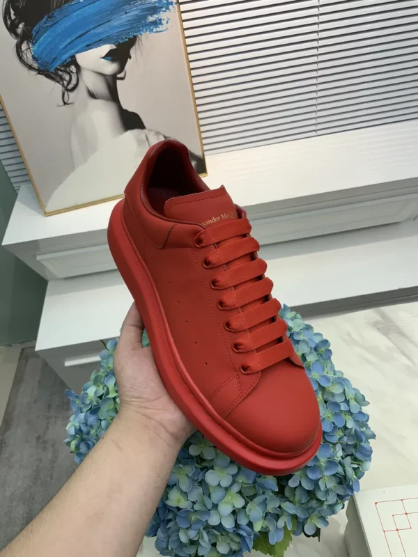 Alexander MCQueen shoes - rep shoes