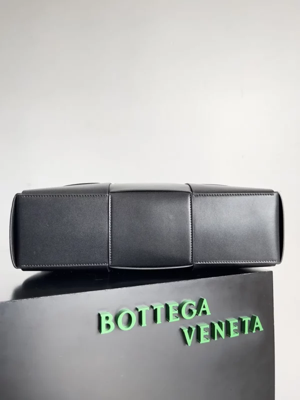 Bottega Veneta bag - replica bags