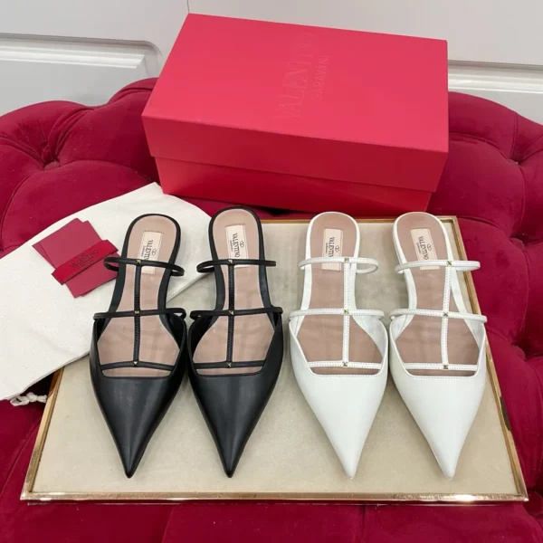 Valentino shoes - Reps shoes