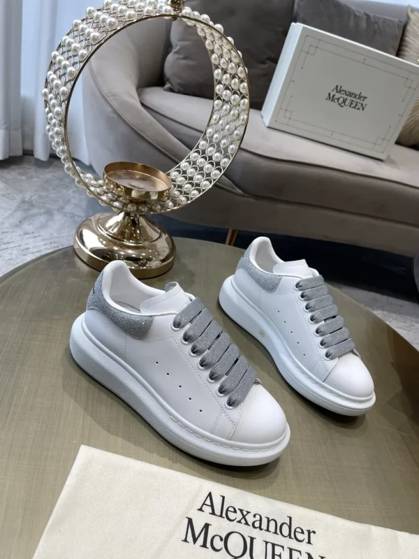 Alexander MCQueen shoes - Reps shoes