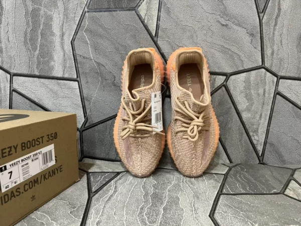 Yeezy shoes - rep shoes