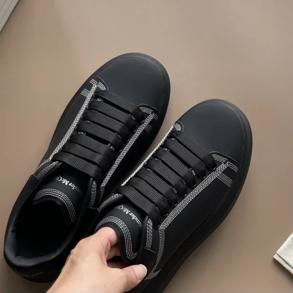 Alexander MCQueen shoes - Reps shoes