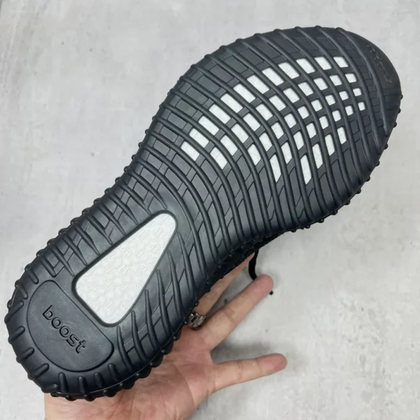 Yeezy shoes - Reps shoes