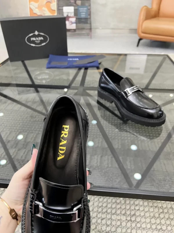 Prada shoes - Replica shoes