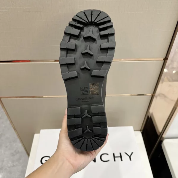 Givenchy shoes - Replica shoes