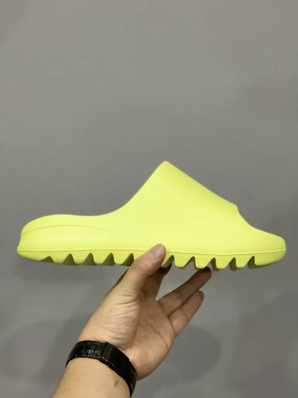 Yeezy shoes - rep shoes