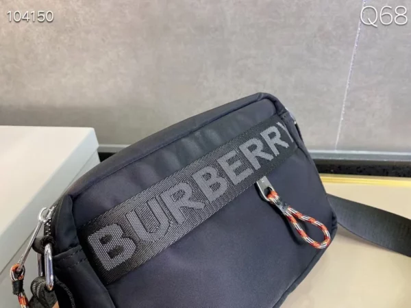 Burberry bag - rep bags