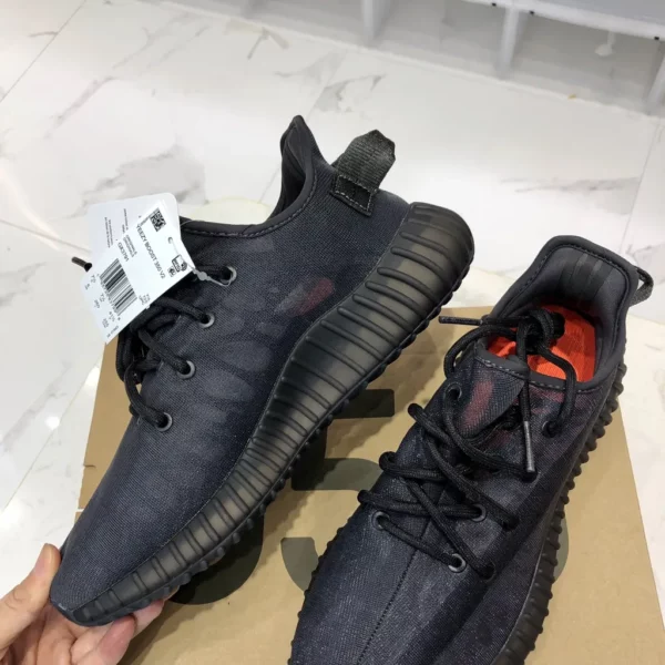 Yeezy shoes - rep shoes