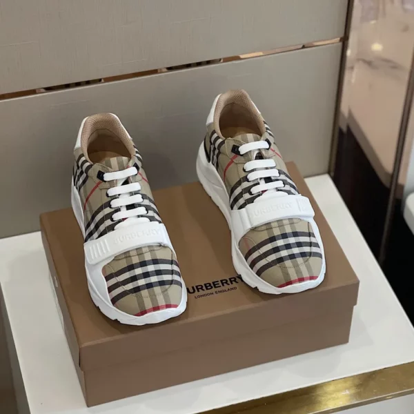 Burberry shoes - rep shoes