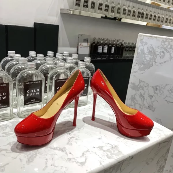 Christian Louboutin shoes - Replica shoes