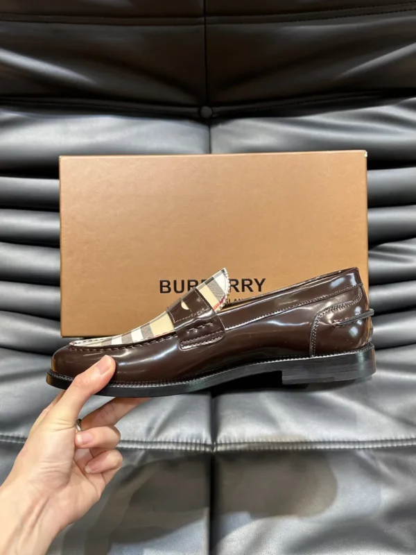 Burberry shoes - rep shoes