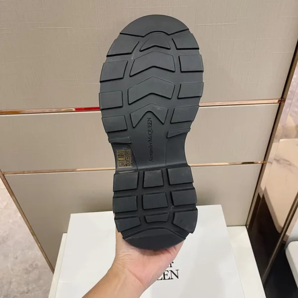 Alexander MCQueen shoes - Reps shoes