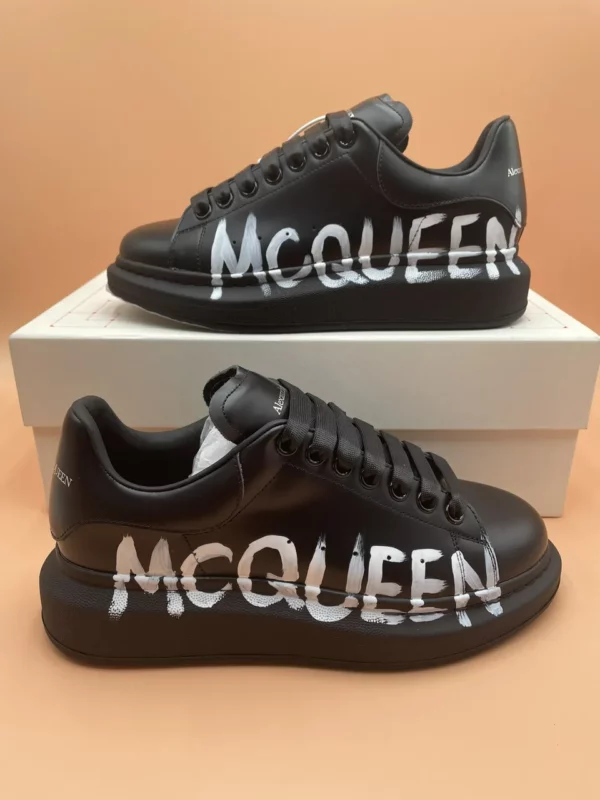 Alexander MCQueen shoes - rep shoes