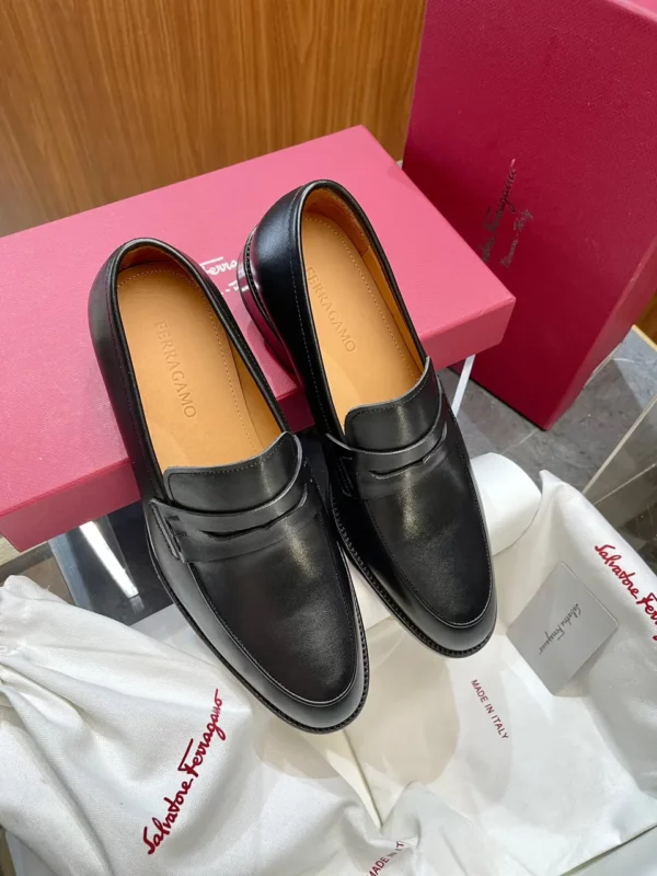 Ferragamo shoes - rep shoes