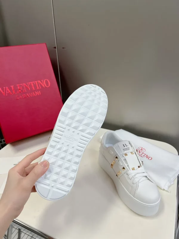 Valentino shoes - Replica shoes