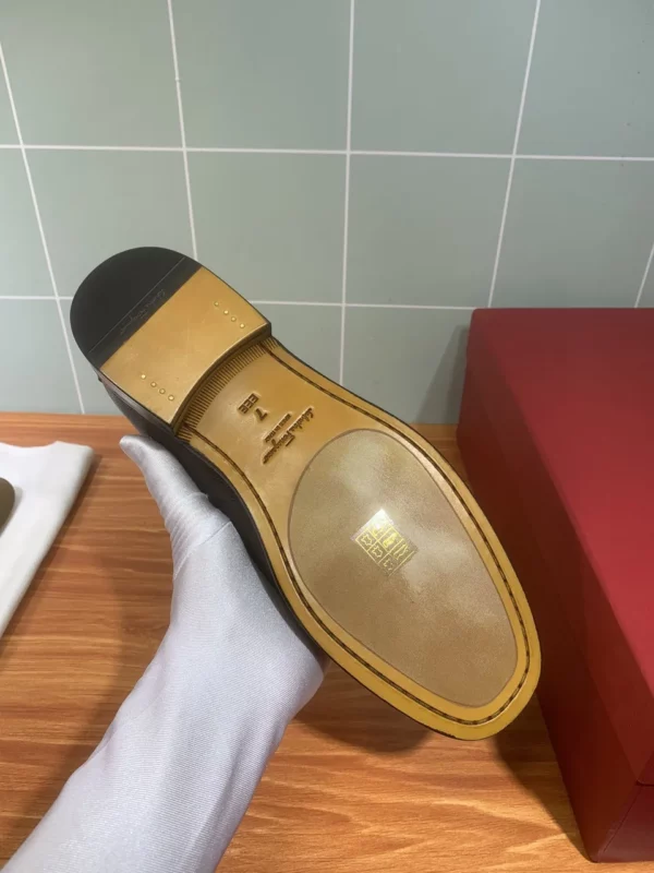 Ferragamo shoes - rep shoes