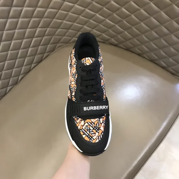 Burberry shoes - Reps shoes